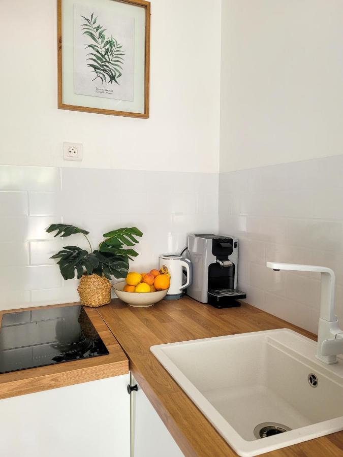 Studio Double Climatise Avec Terrasse - Proche Tram & Centre Montpellier Extérieur photo