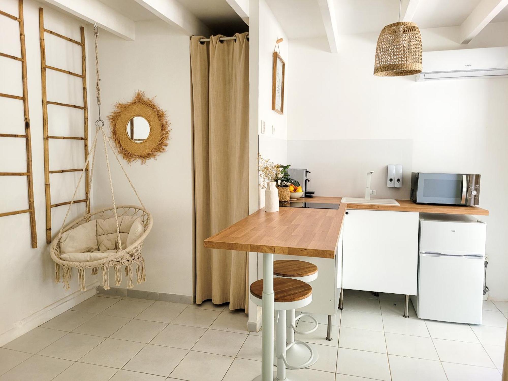 Studio Double Climatise Avec Terrasse - Proche Tram & Centre Montpellier Extérieur photo